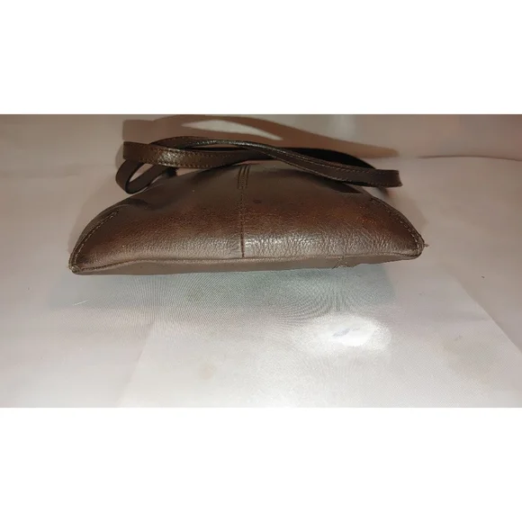 Fossil Leather Crossbody - Picture 5 of 6